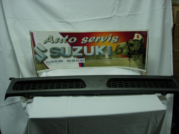 Prednja maska za Suzuki Maruti